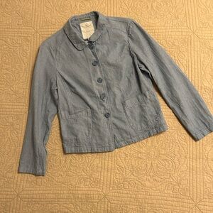 Stylish Light Blue Button-Up Shirt